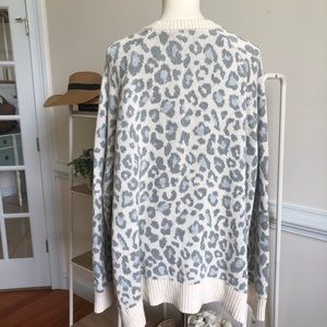 GAP Sweaters - GAP ivory frost leopard knit cardigan NWT GAP Sweaters - GAP ivory frost leopard knit cardigan NWT